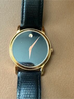 Movado Museum Classic 32mm Swiss Quartz Gold Tone Leather Watch